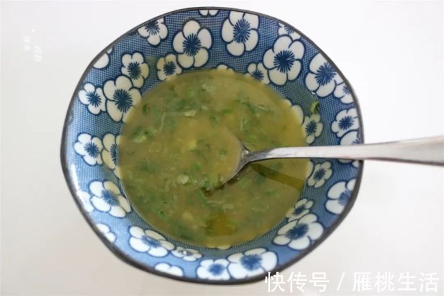 剂子|我喜欢的葱油饼，柔软多层，凉了也不硬，做法简单真正好吃