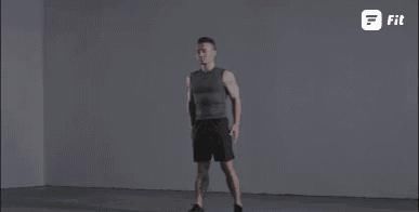 股四头肌|40岁男人绝对锻炼是什么么杠铃深蹲避坑指南,健腿促睾很容易