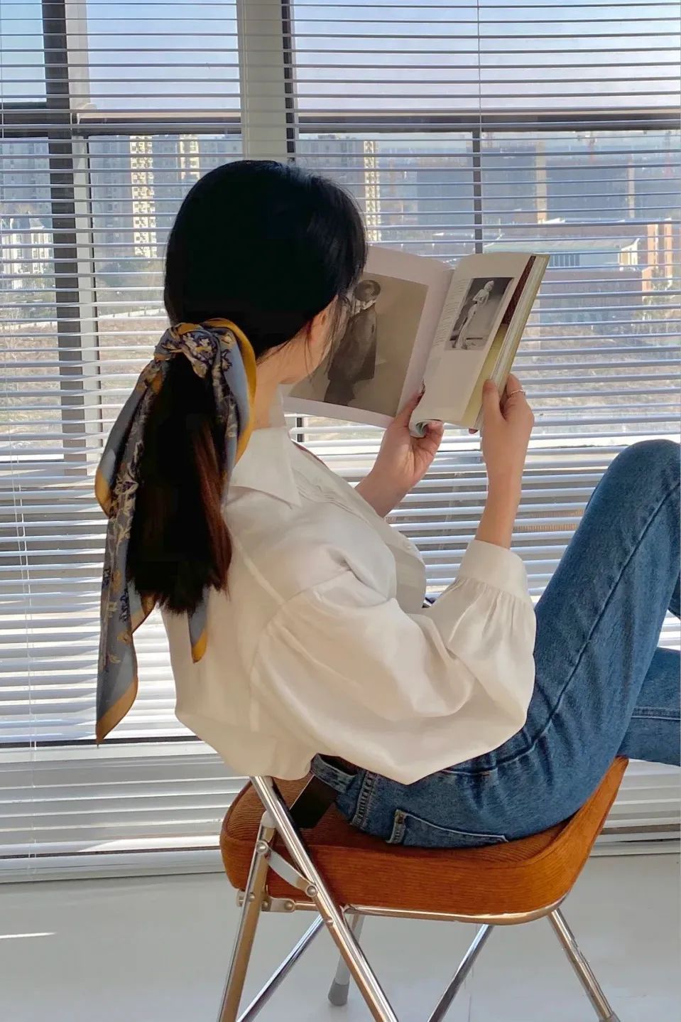 bilibili|别再披头散发了！这3个发型小技巧显嫩又高级