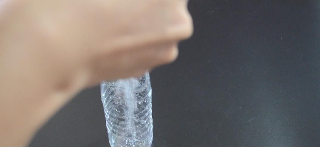 把这2样东西放进马桶里, 马桶不刷也不会脏臭, 看完赶紧去试试