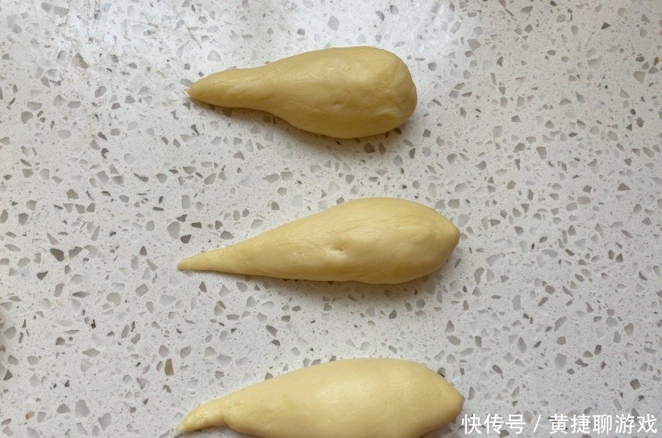 奶香美味的牛角面包,无需手套膜简单容易做,比包子馒头还省事