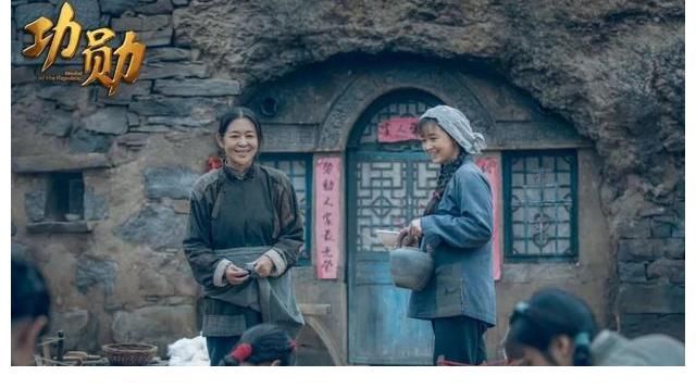 巩向东|《功勋》之《申纪兰的提案》扎根农村守初心 永葆朴实显本色