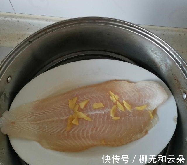 巴沙鱼|清蒸巴沙鱼,鲜嫩入味又无刺,老少皆宜!