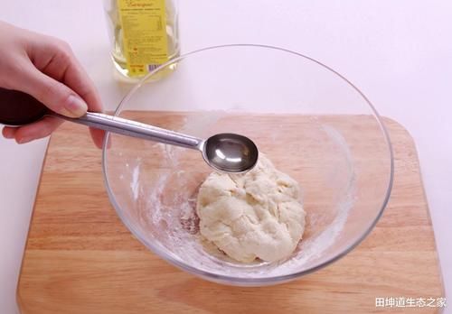  厨师|在制作披萨的时候，为什么卖那么贵还有人买，在家做这般便宜