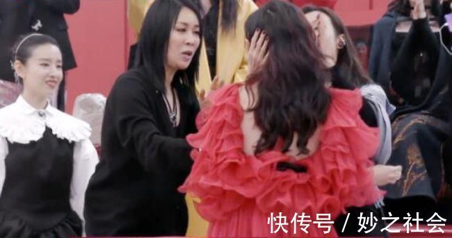 王鸥问那英:希望踢馆赛邀请谁来《浪姐2》,那姐的回应让人笑翻