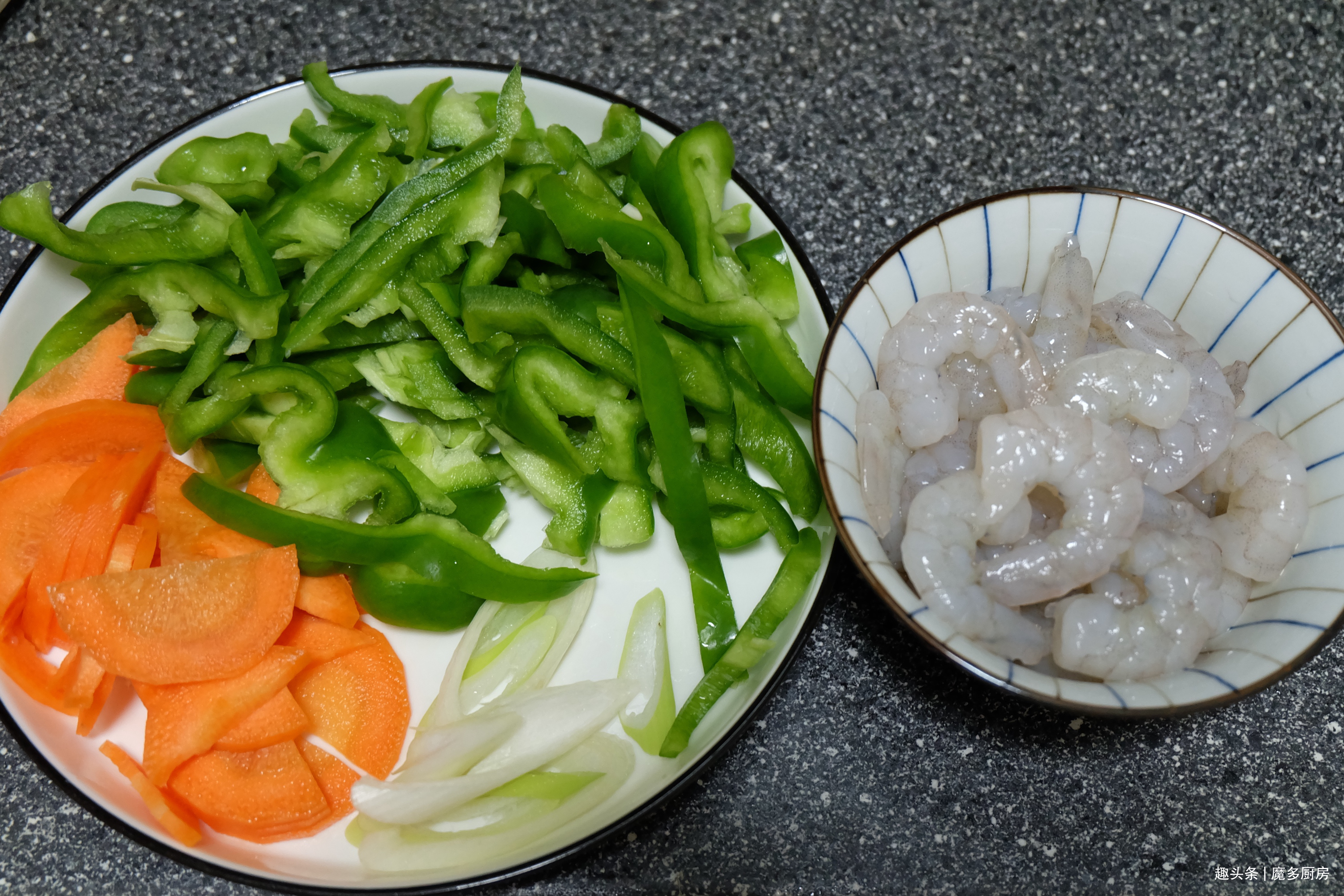 全职妈妈准点做晚餐,20分钟做出一桌家常饭菜,营养健康味道香