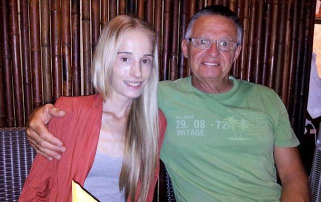 厌食|中餐治厌食,外国女孩爱上火锅,感谢中国育肥成功