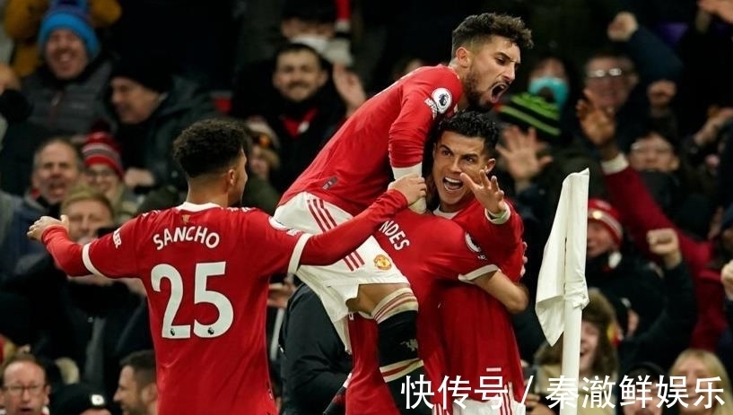 曼联|0-1!英超大冷门!朗尼克走下神坛,曼联创4大耻辱,C罗进球被吹