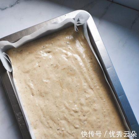 红糖|低糖无油的枣泥核桃蛋糕（碾压五道口枣泥蛋糕）