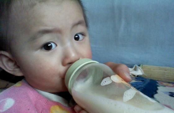 脾胃|这3个儿童食品早被医生拉黑,不少家长不知道,还在坚持给娃吃