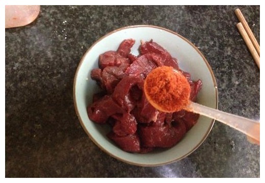 做香辣牛腩，牢记这两点，香辣好吃，有嚼劲