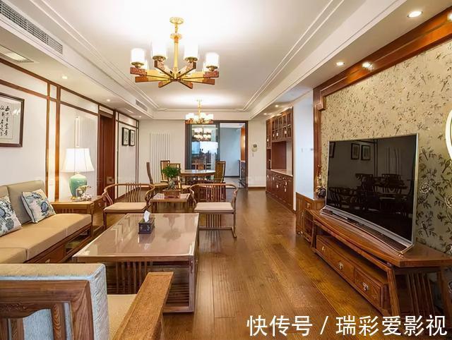 装修风格|这位46岁阿姨的眼光太好了,新家选择中式风,日子过得太精致了