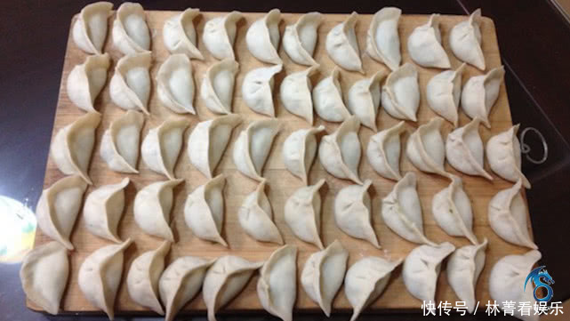 包好的饺子千万别直接放冰箱冷冻!教你一招,冻多久都不会坏