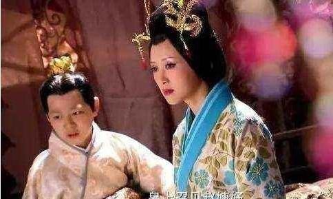 赐死|此女出身卑微,后被宠冠六宫,怀孕14月生下皇子,皇帝:赐死吧