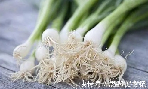 一根葱白,巧治大病!民间11个葱白妙用方,11种疾病不药而愈!