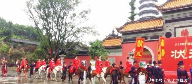 神医|眼看此人病入膏肓, 神医大吼一声, 第二天, 病人竟然安然无恙了!
