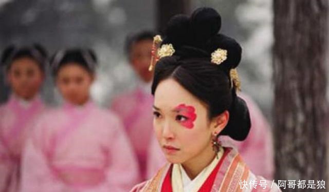 吓跑|三国丑妻新婚夜吓跑丈夫,一句话让老公回头,又用一句话救了老公