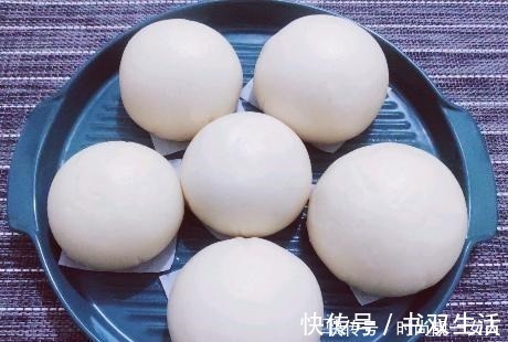 发酵粉蒸馒头,有人加小苏打有人放食用碱教你正确做法,不发酸