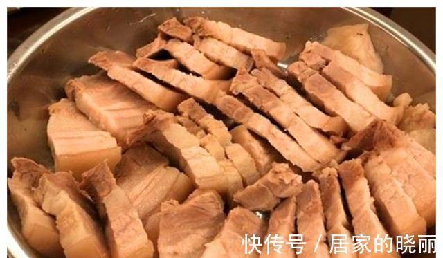 老公堂兄来家吃饭,我特意下厨做了一桌菜,饭后都羡慕我们生活好