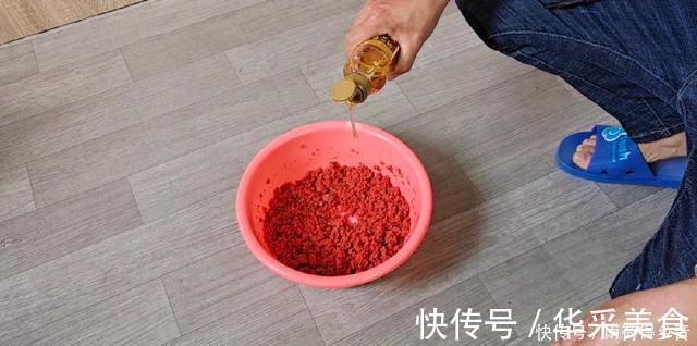 钓鲤鱼不需要太多料混合,配对这两种料,一年都不用换了