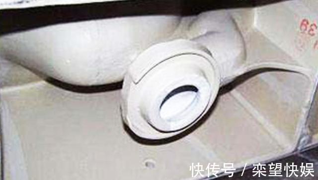 不知道卫生间的异味从哪发出重点排查4处地方,拥有清新环境