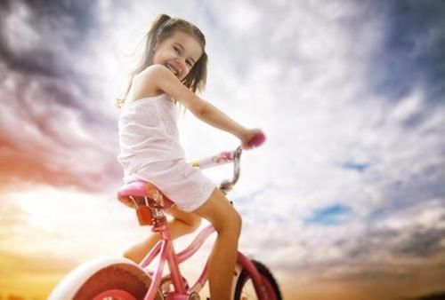 医生|19岁女孩深夜被送急诊,双腿发软,医生询问后,男友说出一个秘密