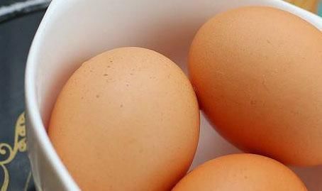 药用价值|早晨起来吃个鸡蛋,身体不会差,但需注意3不,别为家人健康买单