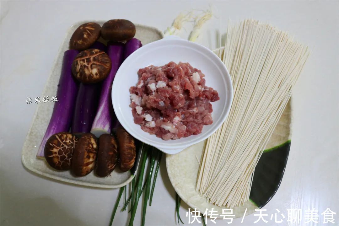 香菇|夏季吃面条，就爱这做法，鲜香多汁，根根入味，一大碗不够吃