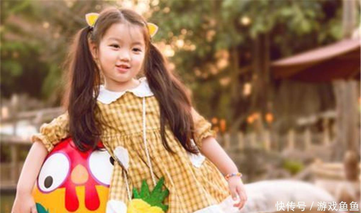 童星|还记得被父母过度消费的阿拉蕾吗?如今才9岁,眼里已经没有光了