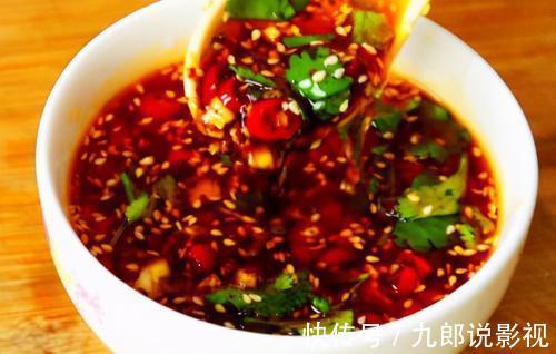 搅拌均匀|凉拌菜不好吃？教你一个“万能的料汁”，好吃的停不下来