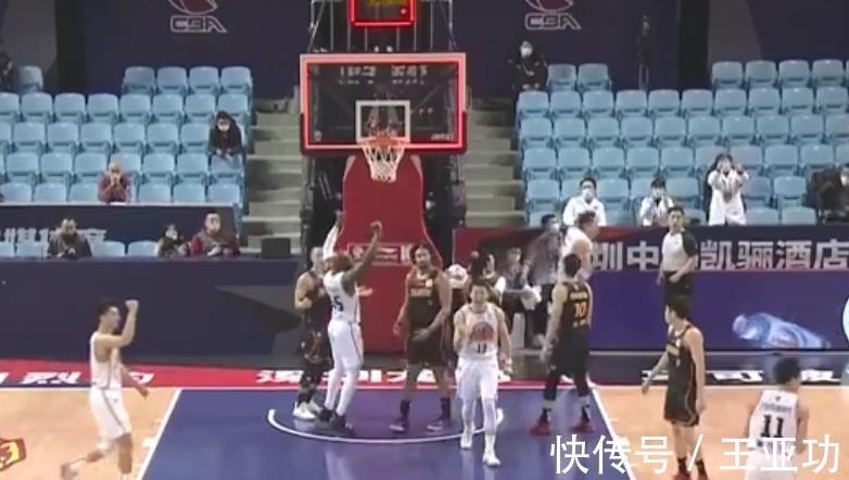 北京|CBA排名更新,北京37分大胜,浙江22分逆转,黑马被压哨绝杀跌第8