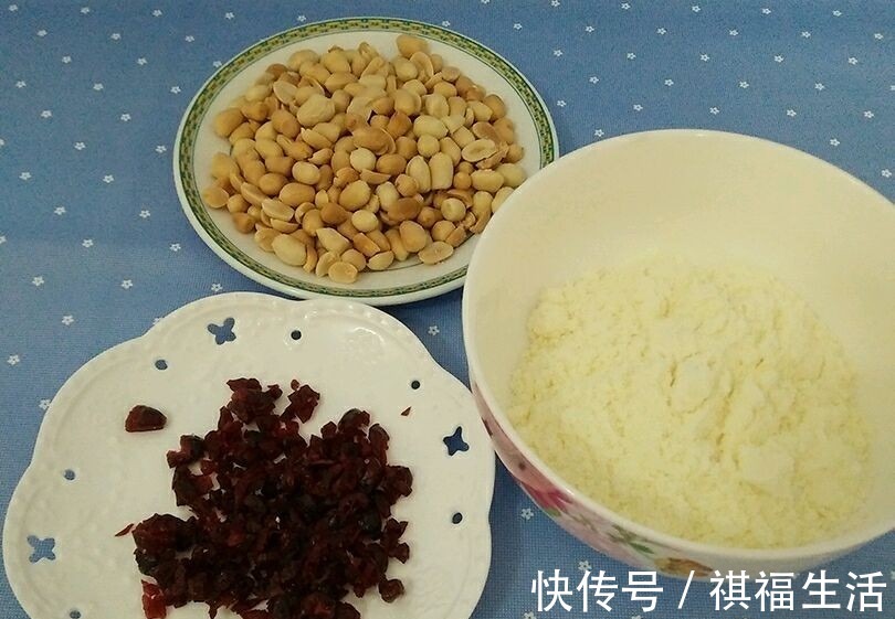 蔓越莓|自制手工蔓越莓花生牛轧糖,孩子们都喜欢吃,无添加更健康