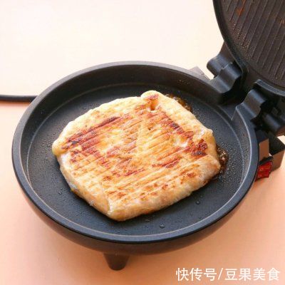 懒人界爆款美食-芝士鸡肉饼