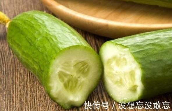 蓝莓|糖尿病患者可以吃零食吗?适合老年人的几种零食,吃点好处真不少