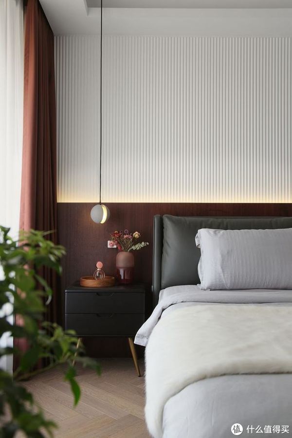 屋主|南京夫妻117㎡的家，光一个客厅电视墙就把我迷住，全屋太有品味了