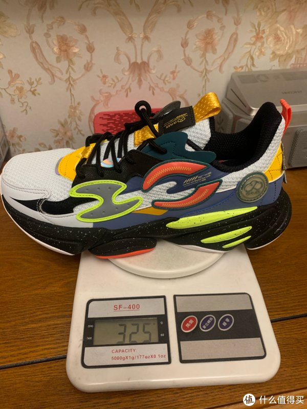 学生时代|鸿星尔克【20周年庆奇弹纪念款】跑鞋运动鞋开箱测评