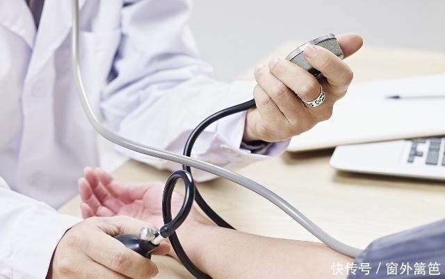 血栓最怕“1动作”,每天坚持10秒钟,有助化解血栓,一身轻松