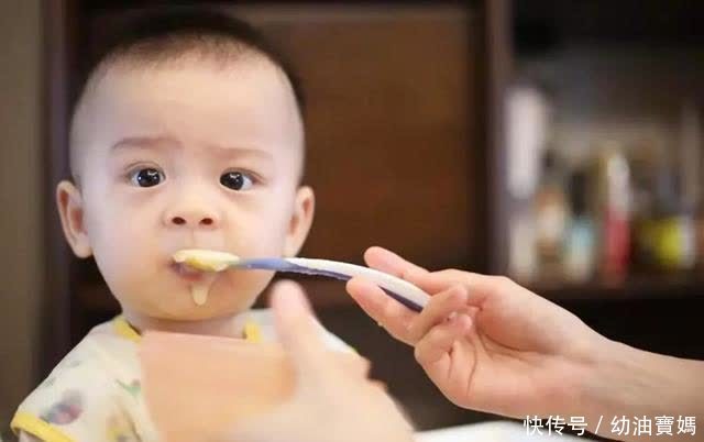 孩子两岁前能吃“大人饭”吗？世卫组织：想喂，需要符合3个标准