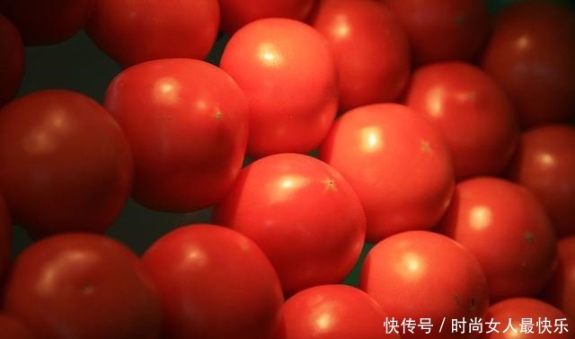 西红柿怎么保存长久家庭用上这3个办法,厨房西红柿新鲜又酸甜!