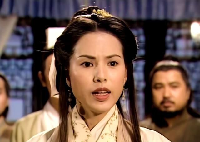 无崖子和虚竹谈话,提到枯荣大师,无意间就说出了一段江湖往事