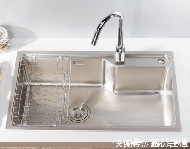 台面|80%的人都忽略的厨房水槽设计雷区,你一定要看看!
