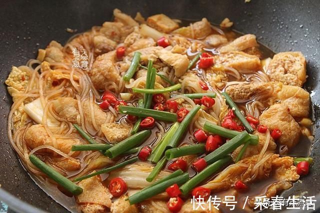 粉条|豆腐和这菜是绝配，天冷要常吃，炖一锅被吃个底朝天，汤汁都不剩