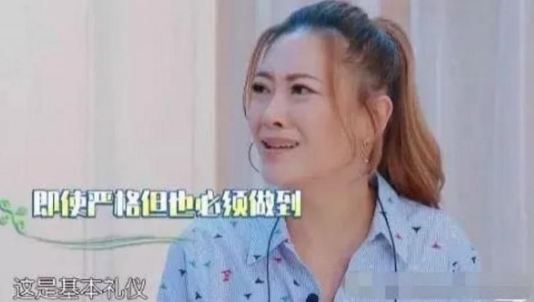 家庭教养|应采儿回怼朱丹获网友点赞:孩子吃饭的样子,暴露了你的家庭教养