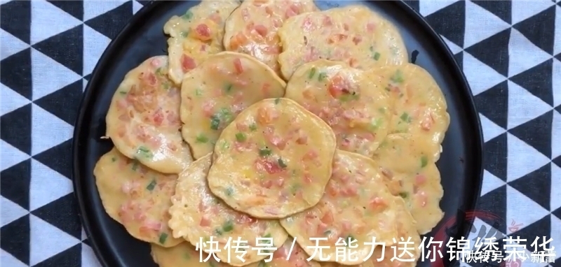 1西红柿2个鸡蛋,你最想不到的做法,每次出锅孩子吃不够,太香了