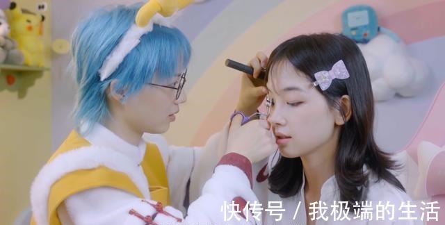 妆面|党妹王冰冰梦幻联动穿汉服,冰冰妆面引热议,党妹被嘲“心机深”!
