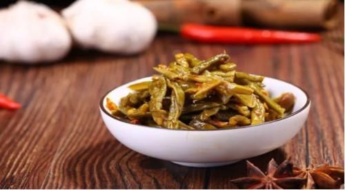 为何肝癌患者逐年增多?医生:3种食物比酒精还伤肝,别不当回事