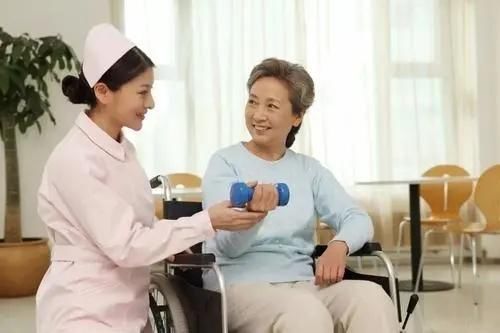 睡眠时间|不论男女,过了60岁以后,若还有这5个表现,可能属于长寿体质