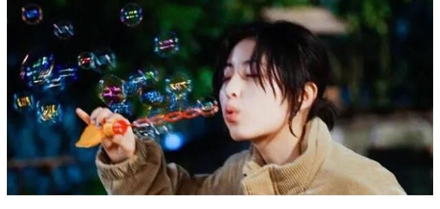 向往|那英調侃張子楓：你身邊的朋友誰最有錢？妹妹的回復引全場大笑