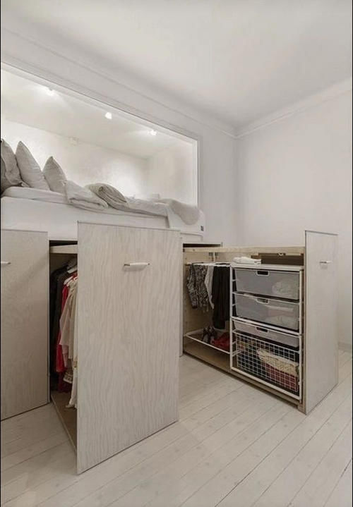 收纳|外国人太会省空间了!小卧室打1.2米高柜子,加宽后棚顶当床用