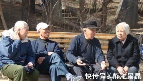 落魄@“有钱不去二处,落魄不近二人”,无论你富贵或贫穷,谨记这句话